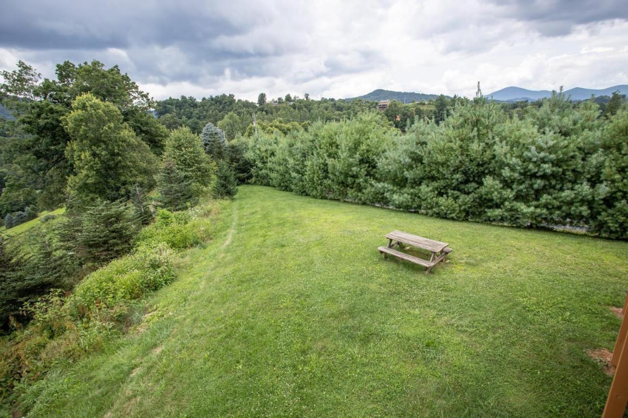 Hilltop Haven Boone Exterior photo